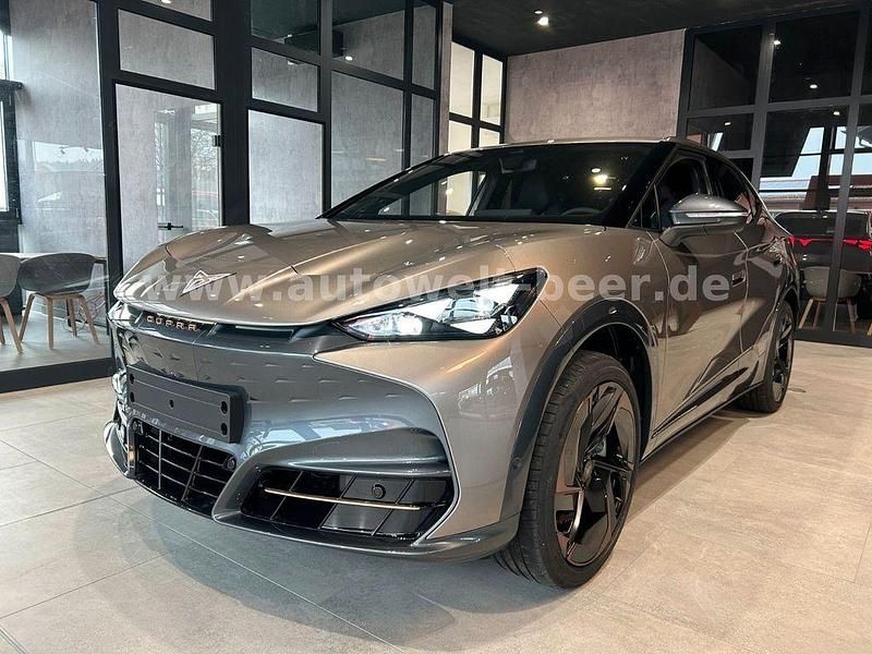 Beige Neu 2025 Cupra Tavascan VZ3 SUV | 46.350 € - Bild 1/4