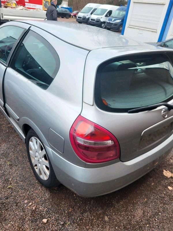 Gebraucht Nissan Almera 98 PS (72 kW) 2003 Silber Kleinwagen