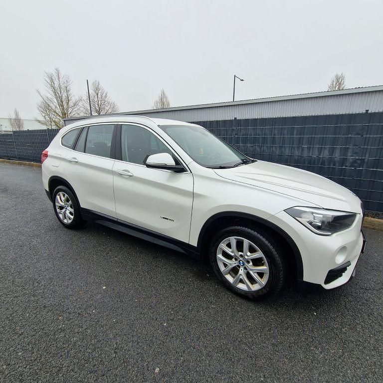 Gebraucht BMW X1 Advantage 136 PS (100 kW) 2016 Weiß SUV