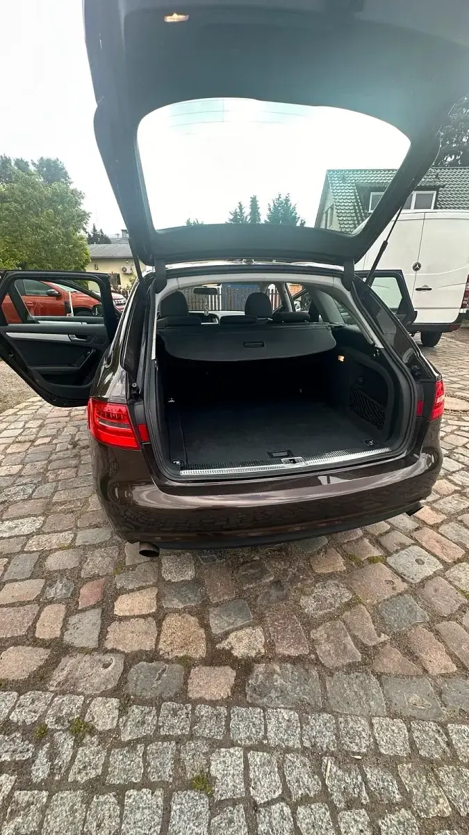 Gebraucht Audi A4 170 PS (125 kW) 2012 Braun Kombi