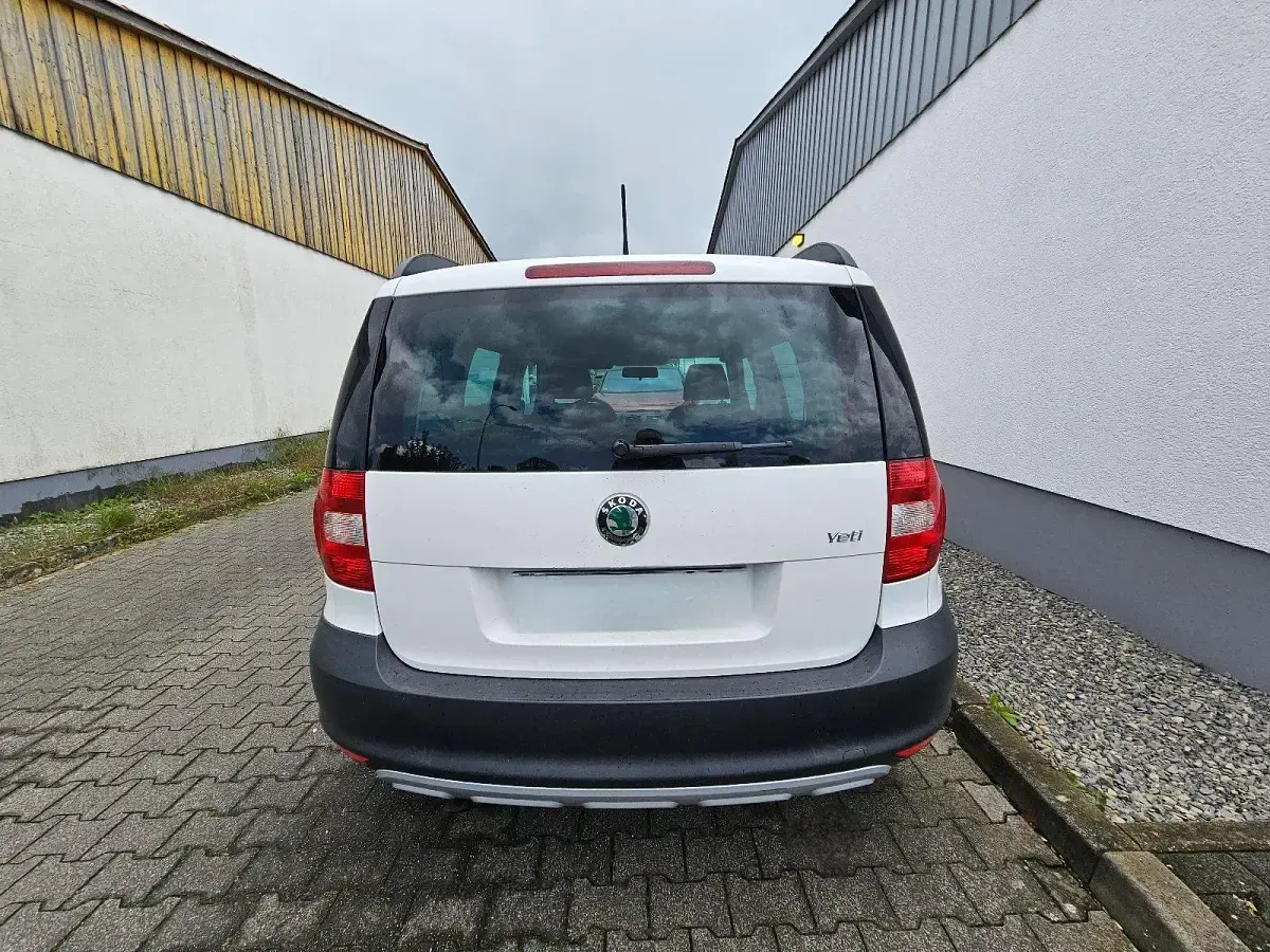 Gebraucht Skoda Yeti 105 PS (77 kW) 2010 Weiß SUV