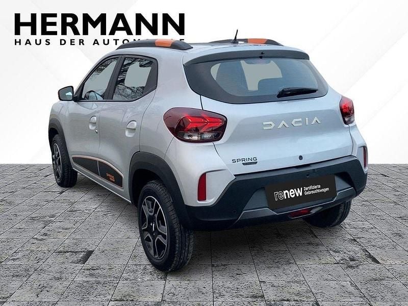 Gebraucht Dacia Spring Essentiel 33 kW (45 PS) 2022 Gris diamond silver (silber) Kleinwagen