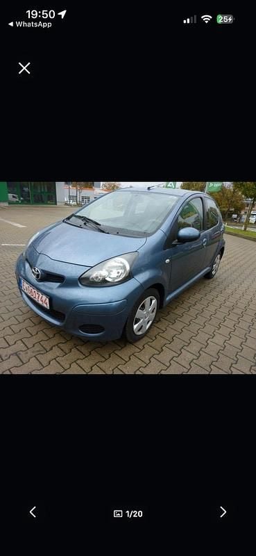Blau Gebraucht 2008 Toyota Aygo Kleinwagen | 2.000 € (Fairer Preis) - Bild 1/4