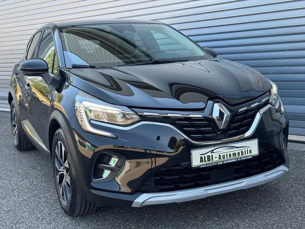 Gebraucht Renault Captur Techno 140 PS (102 kW) 2022 Schwarz SUV
