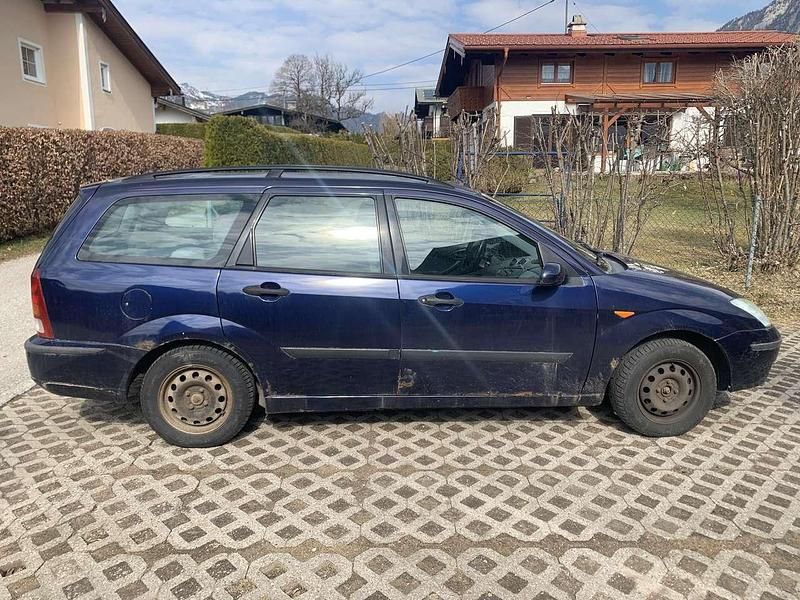 Gebraucht Ford Focus Ambiente 101 PS (74 kW) 2001 Kombi