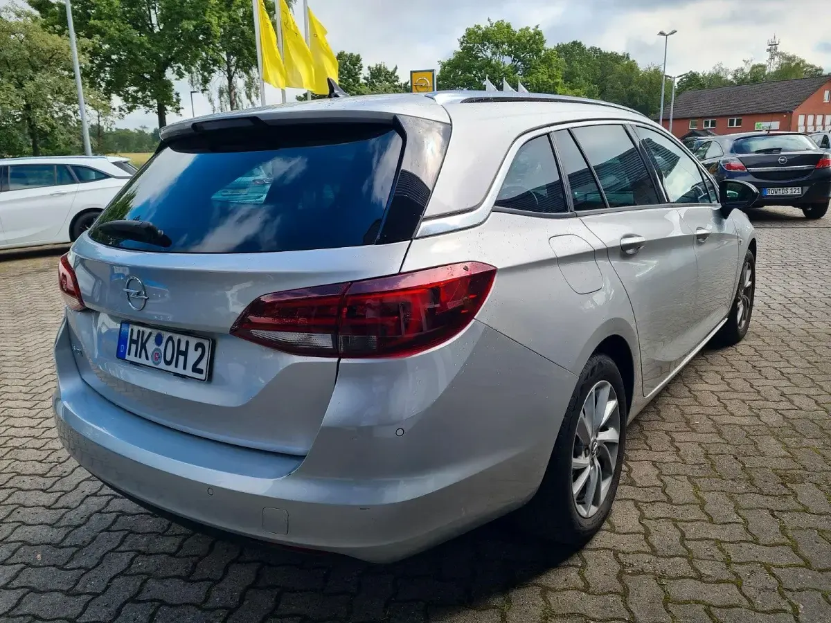 Gebraucht Opel Astra Elegance 122 PS (89 kW) 2021 Silber Kombi