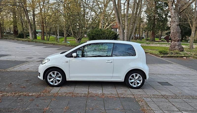Gebraucht Skoda Citigo Clever 60 PS (44 kW) 2018 Weiß Kleinwagen
