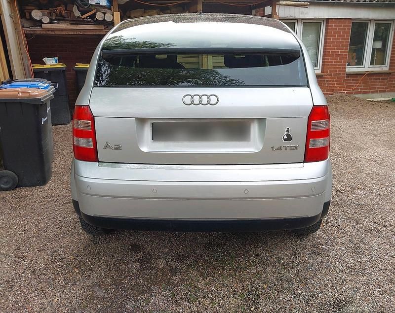 Gebraucht Audi A2 75 PS (55 kW) 2004 Silber Kleinwagen