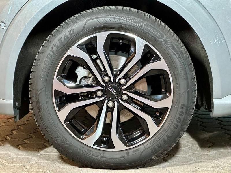 Gebraucht Ford Puma ST-Line 125 PS (91 kW) 2023 Solar silver SUV