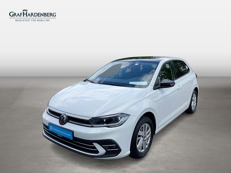 Weiß Gebraucht 2024 VW Polo Style Limousine | 23.960 € (Etwas zu teuer) - Bild 1/4