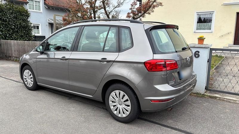 Gebraucht VW Golf VII 110 PS (80 kW) 2015 Kleinwagen