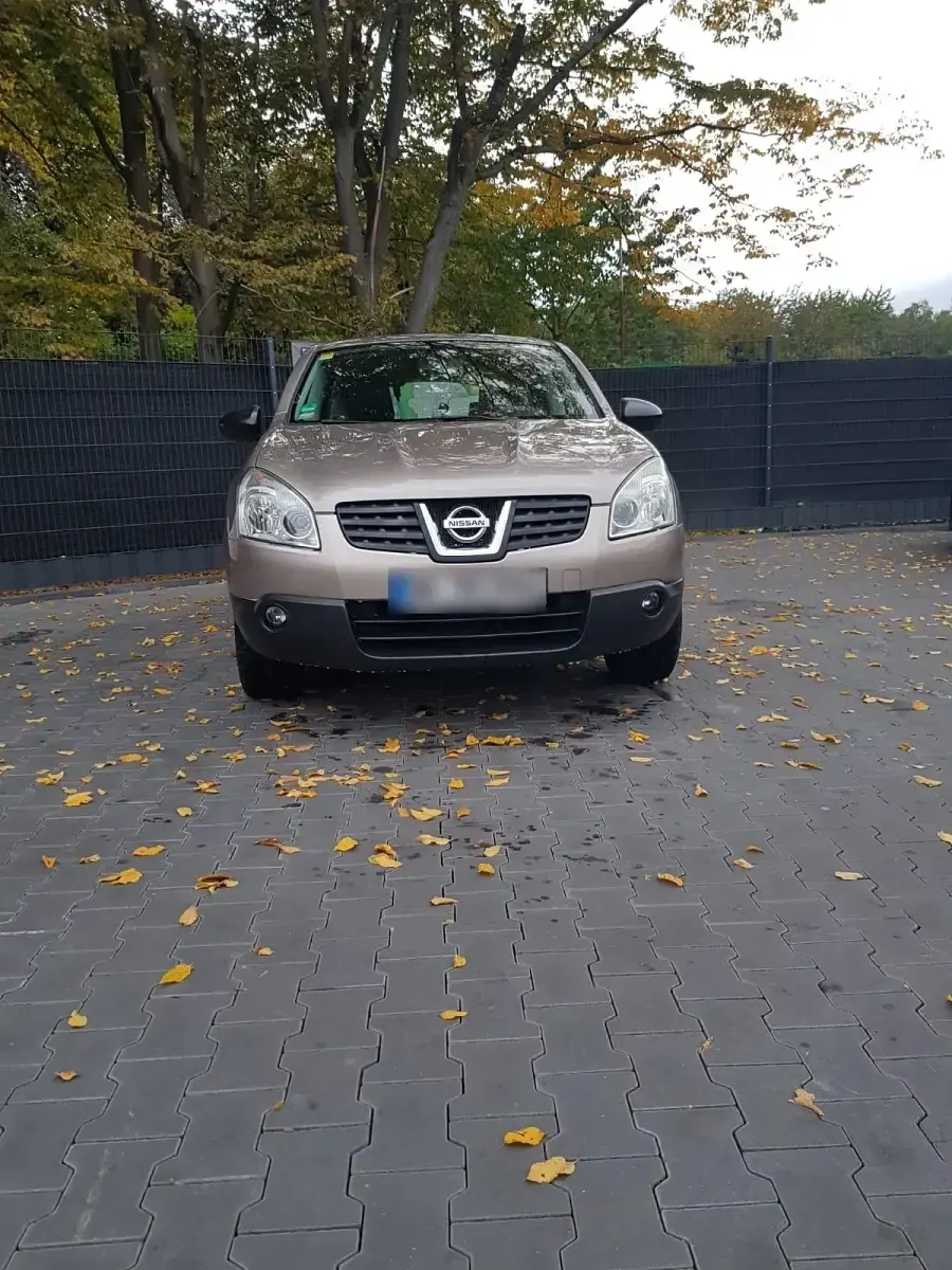 Gebraucht Nissan Qashqai 118 PS (86 kW) 2009 Braun SUV