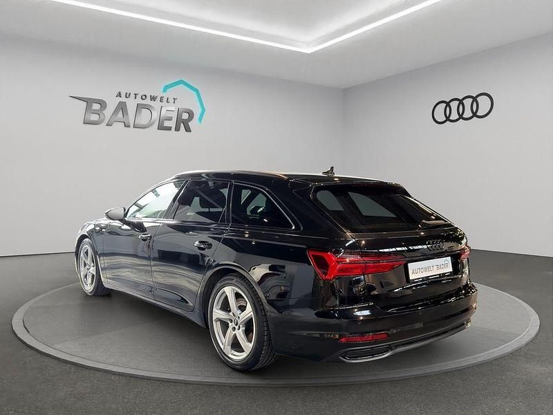 Gebraucht Audi A6 Sport 245 PS (180 kW) 2022 Mythosschwarz metallic Kombi