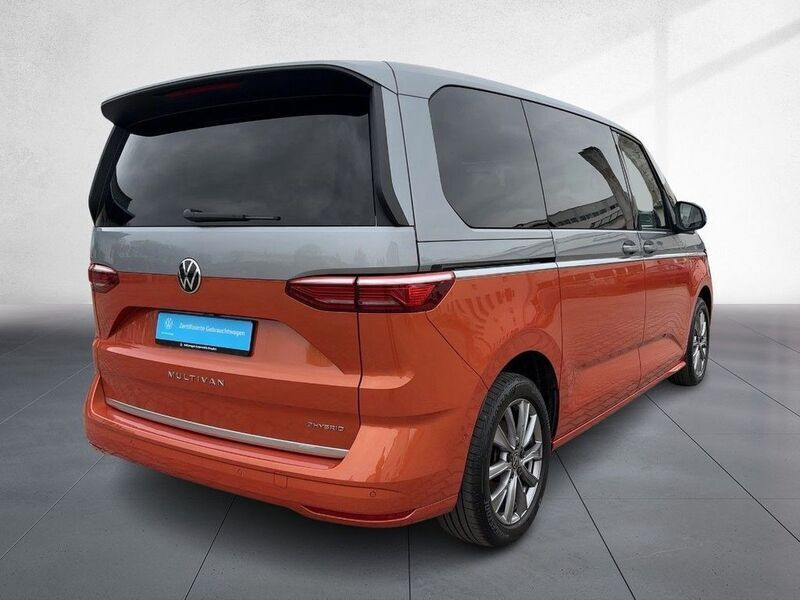 Gebraucht VW T7 Style 150 PS (110 kW) 2021 Andere farbe Van