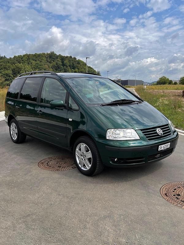 Grün Gebraucht 2001 VW Sharan Van / Kleinbus | 2.500 € (Fairer Preis) - Bild 1/4