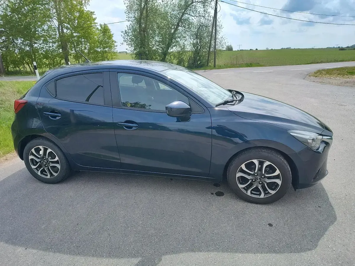 Usata Mazda 2 Nakama 90 CV (66 kW) 2016 Blu Utilitaria