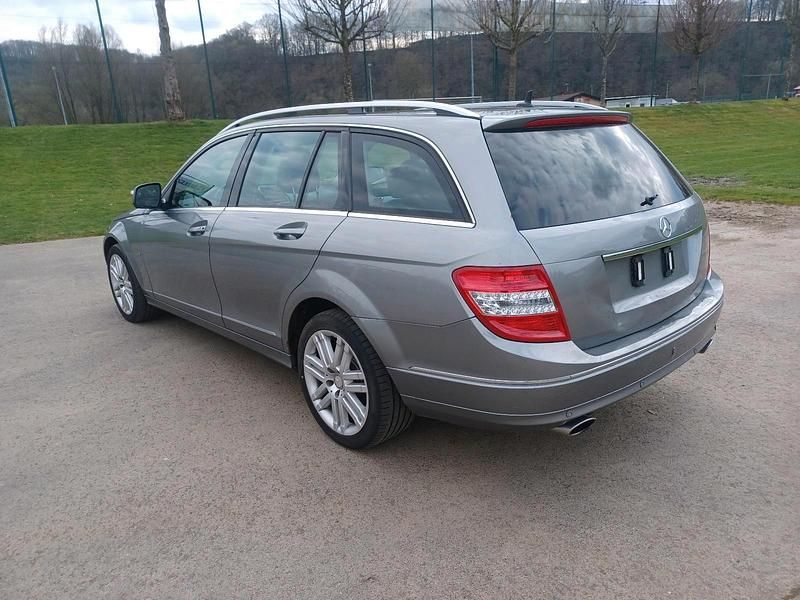 Gebraucht Mercedes C320 227 PS (166 kW) 2007 Silber Kombi