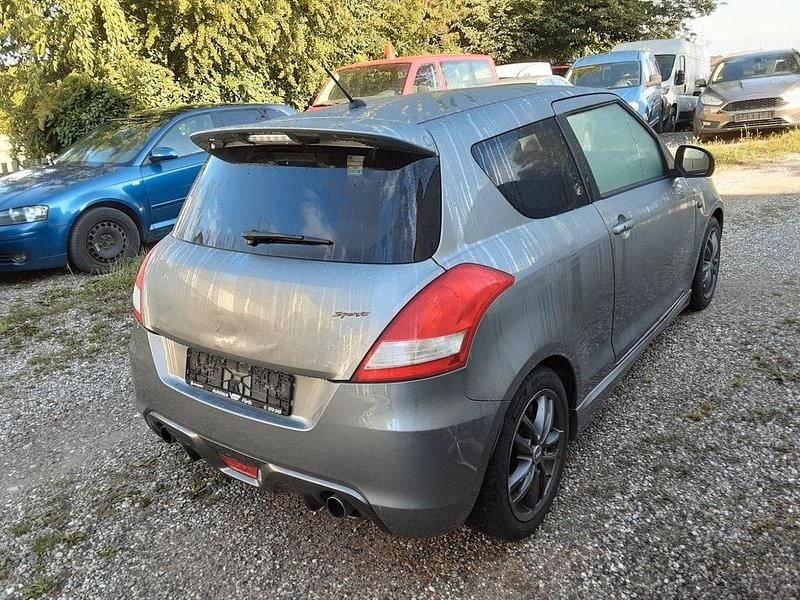 Gebraucht Suzuki Swift Sport 136 PS (100 kW) 2015 Grau Kleinwagen