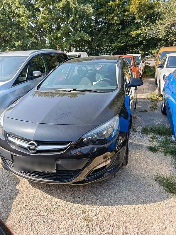 Schwarz Gebraucht 2015 Opel Astra Edition Kombi | 6.450 € (Superpreis) - Bild 1/4