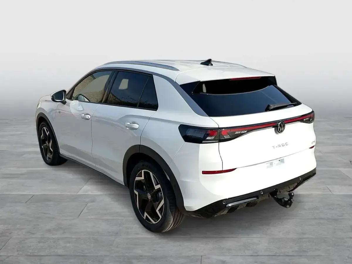 Neu VW T-Roc R-line 150 PS (110 kW) 2026 Weiß SUV