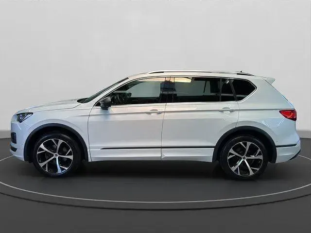 Gebraucht Seat Tarraco FR 150 PS (110 kW) 2023 Orixweiss perleffekt SUV