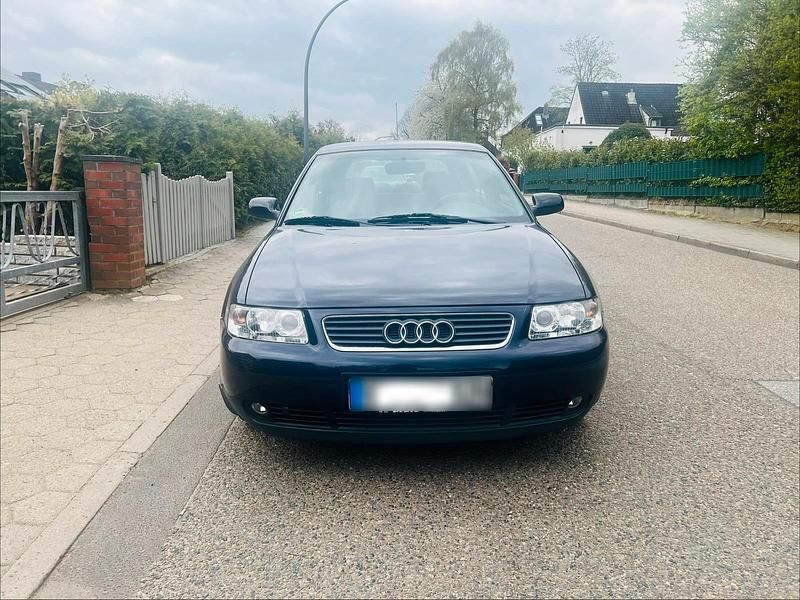 Gebraucht Audi A3 101 PS (74 kW) 2002 Blau Kleinwagen