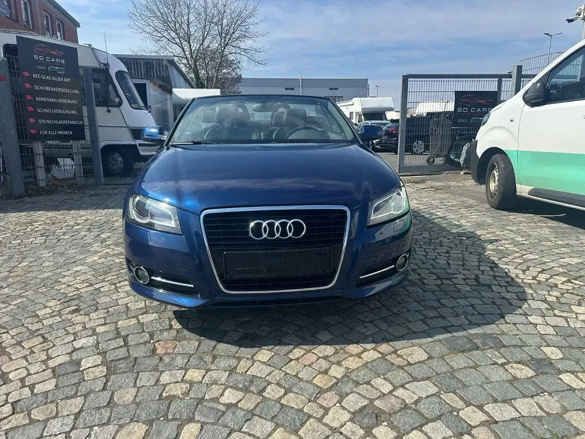 Gebraucht Audi A3 Cabriolet S-Line 140 PS (102 kW) 2011 Blau Cabrio