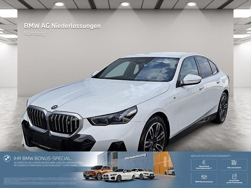 Weiß Gebraucht 2024 BMW i5 M Sport Limousine | 59.895 € (Superpreis) - Bild 1/3