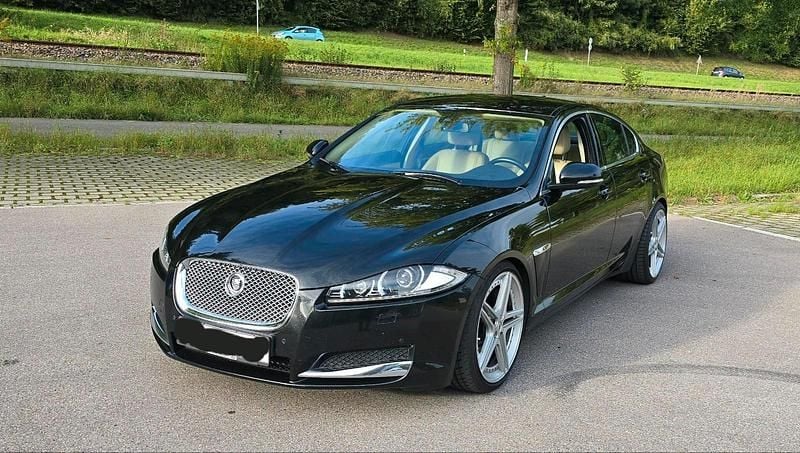 Gebraucht Jaguar XF 340 PS (250 kW) 2013 Schwarz Limousine