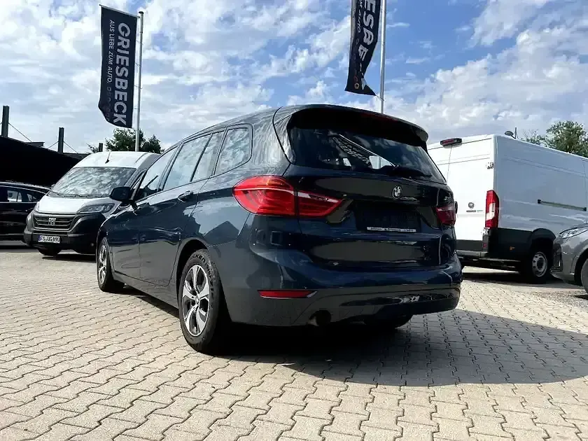 Gebraucht BMW 218 Advantage 136 PS (100 kW) 2015 Atlantikgrau metallic Van / Kleinbus