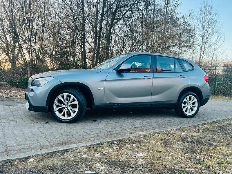 Gebraucht BMW X1 150 PS (110 kW) 2010 Grau SUV