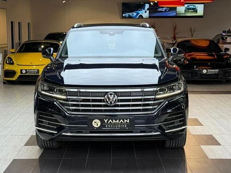 Gebraucht VW Touareg Elegance 381 PS (280 kW) 2022 Blau SUV