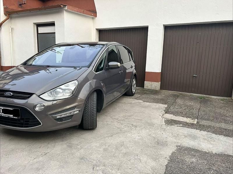 Gebraucht Ford S-MAX Titanium S 200 PS (147 kW) 2013 Andere farben Van / Kleinbus
