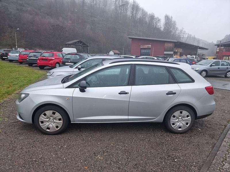 Usata Seat Ibiza ST Reference 69 CV (50 kW) 2015 Argento Station wagon