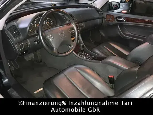 Gebraucht Mercedes CLK230 197 PS (144 kW) 2002 Schwarz Coupé