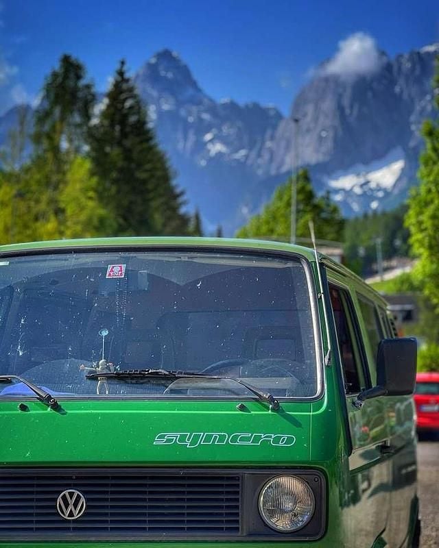 Grün Gebraucht 1986 VW T3 Van | 22.990 € - Bild 1/3