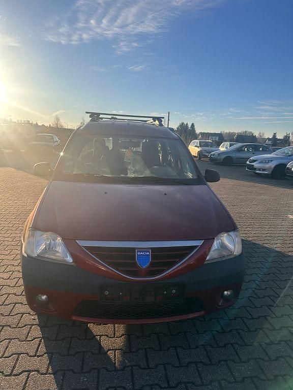 Gebraucht Dacia Logan MCV Lauréate 68 PS (50 kW) 2008 Rot Kombi