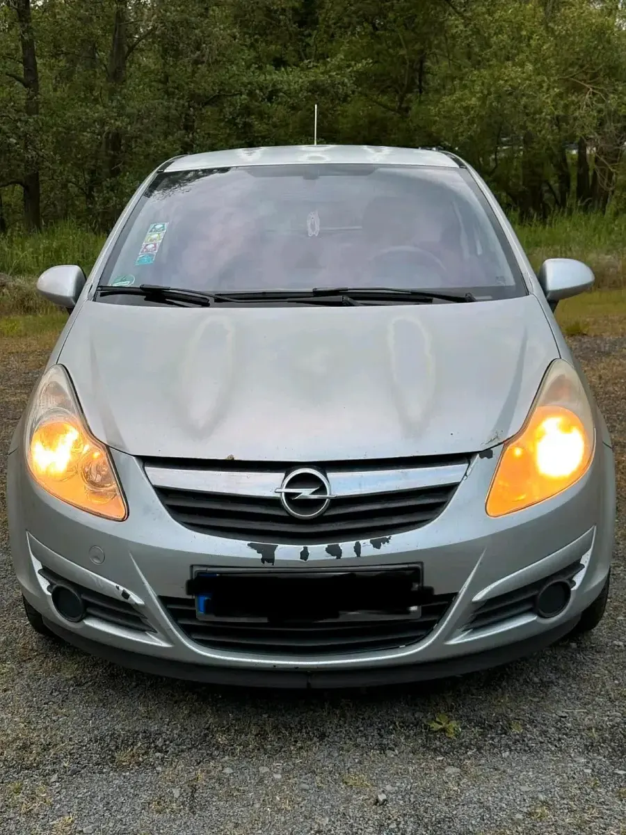 Używany Opel Corsa 89 KM (65 kW) 2007 Szary Hatchback