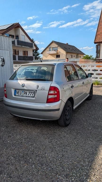 Gebraucht Skoda Fabia Classic 54 PS (39 kW) 2003 Silber Limousine