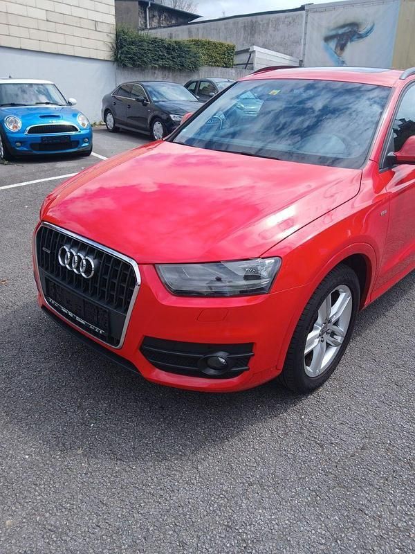 Rot Gebraucht 2014 Audi Q3 S-Line SUV | 10.990 € (Superpreis) - Bild 1/4