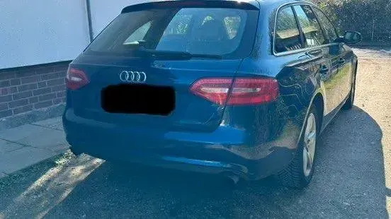 Używany Audi A4 Performance 211 KM (155 kW) 2012 Niebieski Kombi