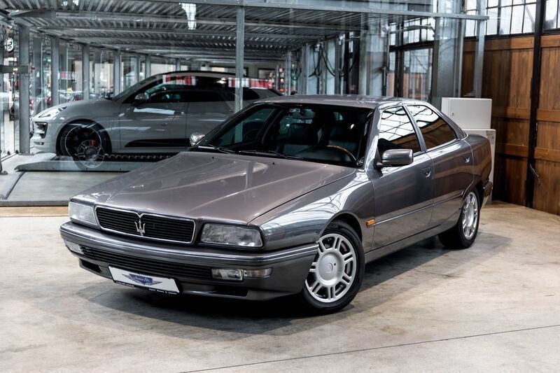 Grau Gebraucht 1996 Maserati Quattroporte Limousine | 25.890 € - Bild 1/4
