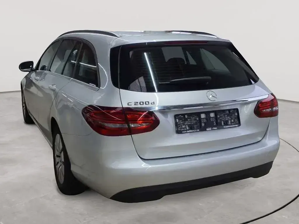 Gebraucht Mercedes C200 160 PS (117 kW) 2021 Silber Limousine