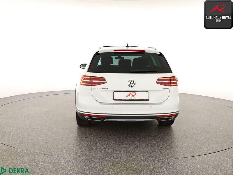 Gebraucht VW Passat Alltrack 272 PS (200 kW) 2019 Weiss Kombi