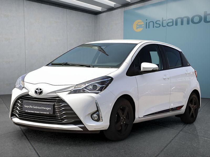 Weiß Gebraucht 2019 Toyota Yaris Club Kleinwagen | 14.899 € (Fairer Preis) - Bild 1/4