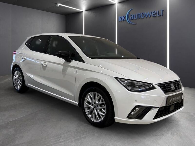 Gebraucht Seat Ibiza Beats 110 PS (80 kW) 2024 Weiß Kleinwagen