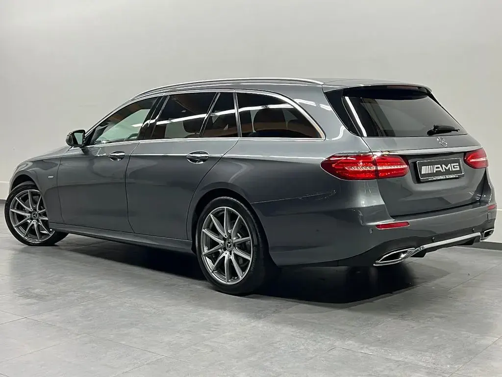 Używany Mercedes E400 AMG 340 KM (250 kW) 2019 Szary Sedan/Limuzyna