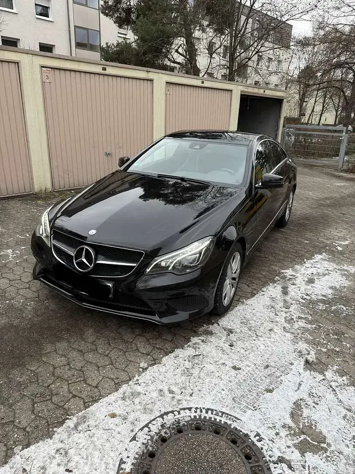 Second-hand Mercedes E200 184 CP (135 kW) 2014 Negru Coupe