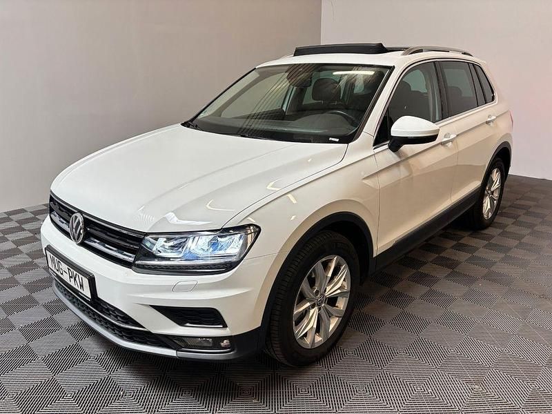 Weiß Gebraucht 2018 VW Tiguan Highline SUV | 26.990 € (Fairer Preis) - Bild 1/4