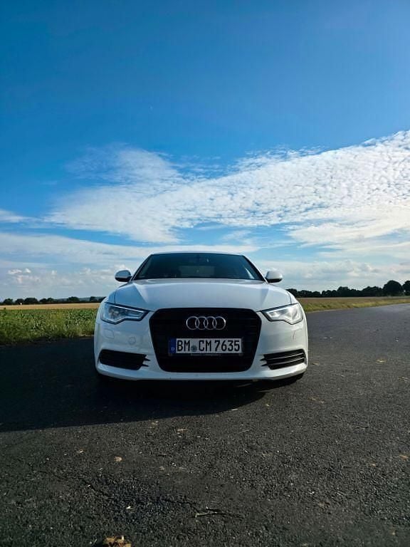 Weiß Gebraucht 2013 Audi A6 Sport Limousine | 13.100 € (Fairer Preis) - Bild 1/4